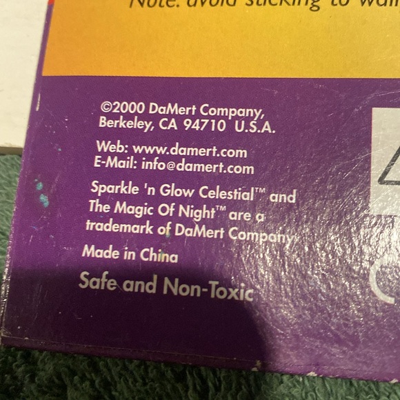 NIP & Vintage 2000 Sparkle & Glow Celestial Stickers - Picture 4 of 5